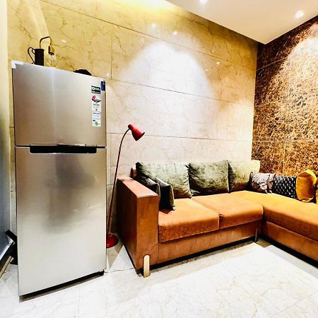Divine Studios Rajouri Garden New Delhi Ngoại thất bức ảnh